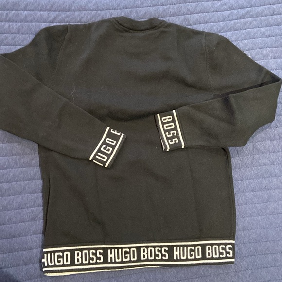 Boys Hugo Boss sweater - Picture 5 of 5